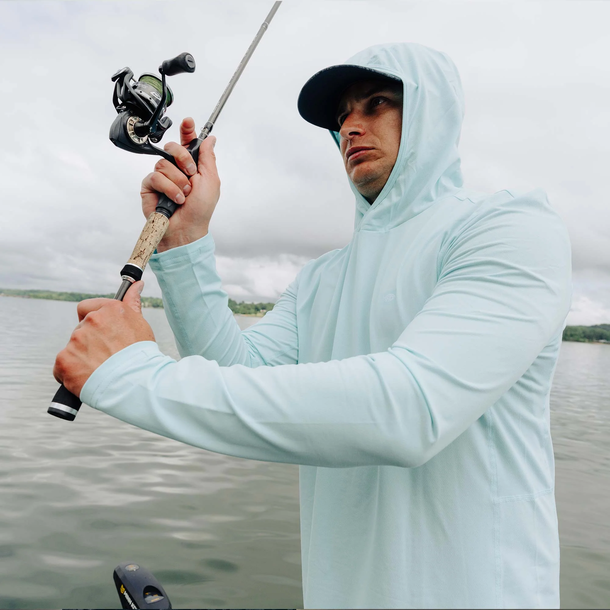 Air-O Mesh Hooded Fishing Shirt - Image 16
