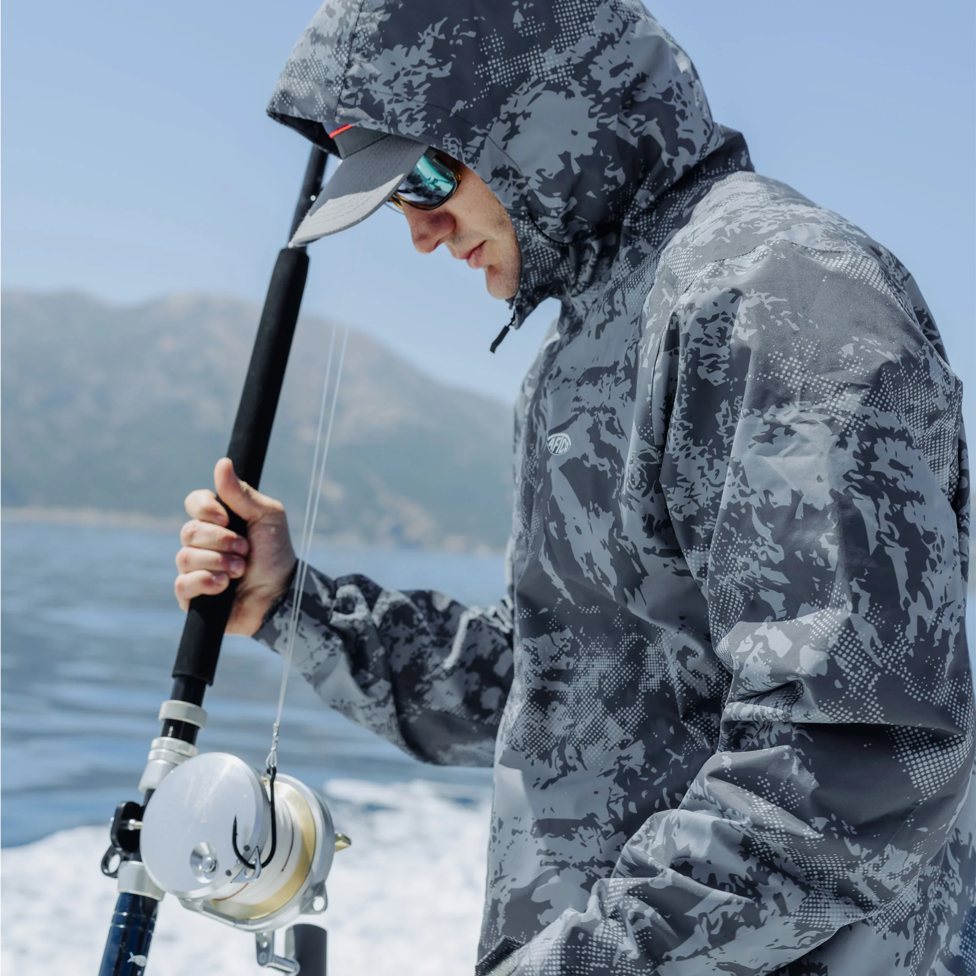 Crossing Camo Jacket - Image 19
