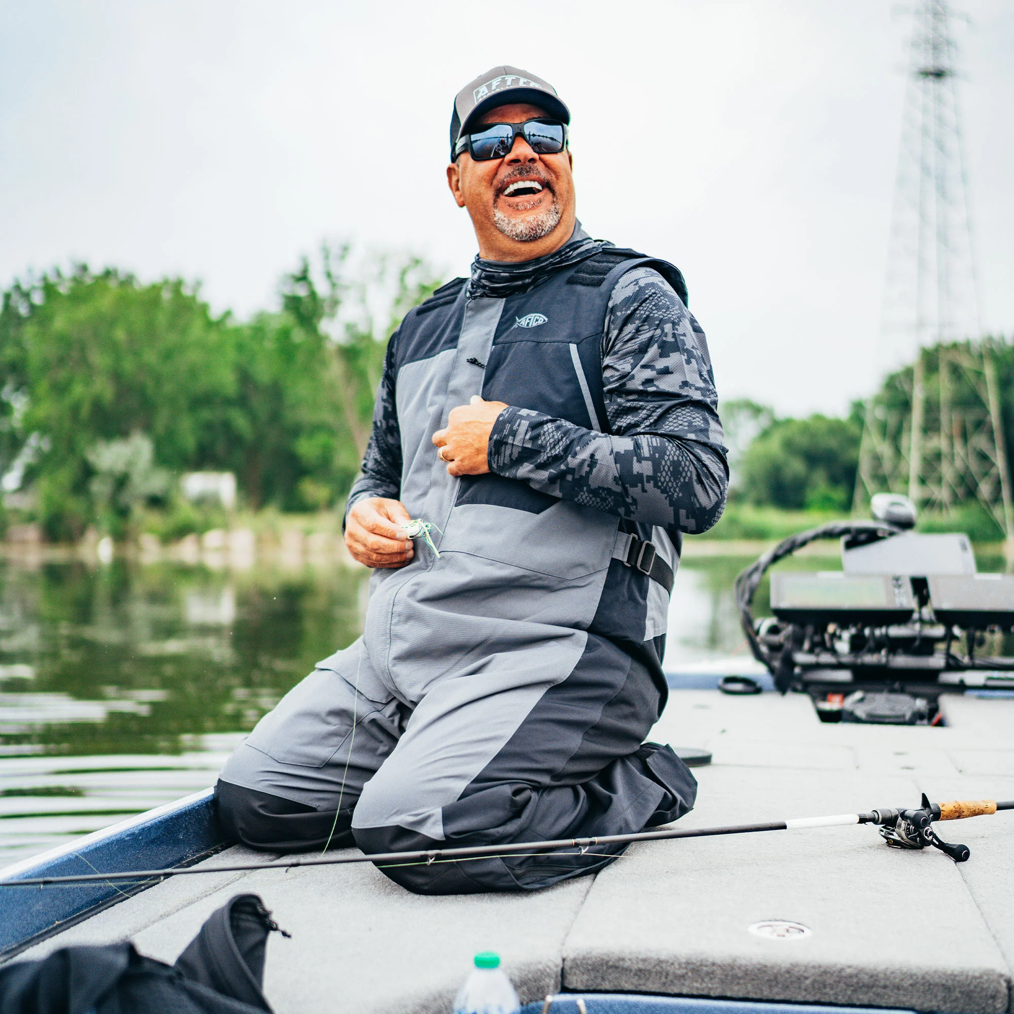 Hydronaut® Heavy-Duty Bib - Image 19