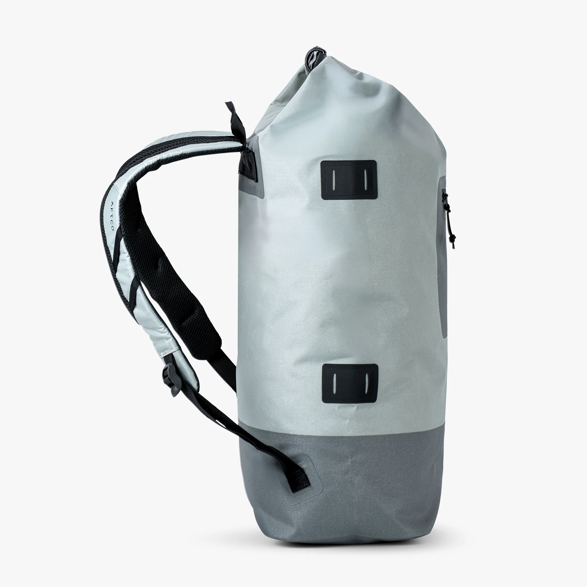 Slammer Waterproof Dry Backpack - Image 4
